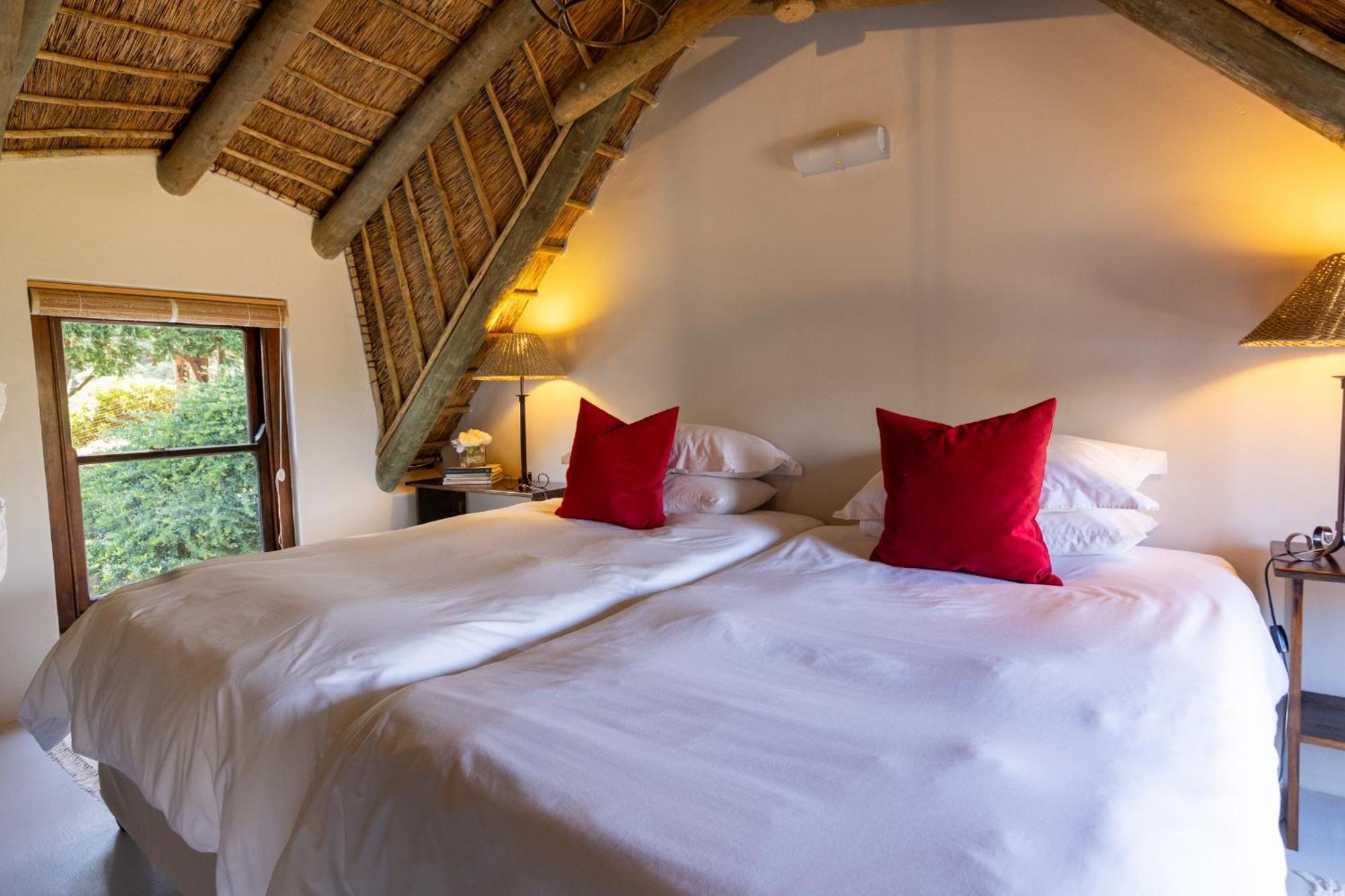 Serene, Thatched In Noordhoek, Cidade Do Cabo
